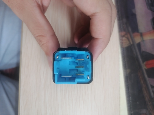 Escalator 31B0071 Motor Relay Blue High-Quality Spare Parts